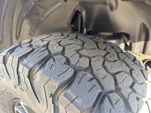 Used 2020 Jeep Wrangler Unlimited Rubicon w/ Dual Top Group image 14