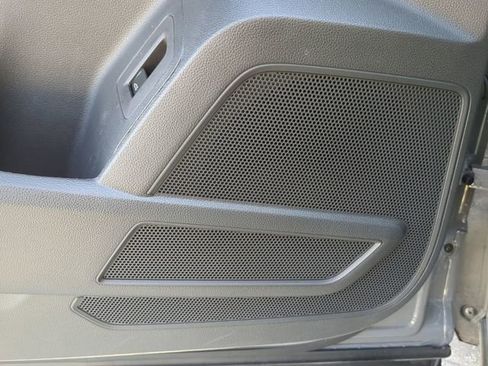 Certified 2023 Volkswagen Atlas Cross Sport SE w/ Panoramic Sunroof Package FWD image 20