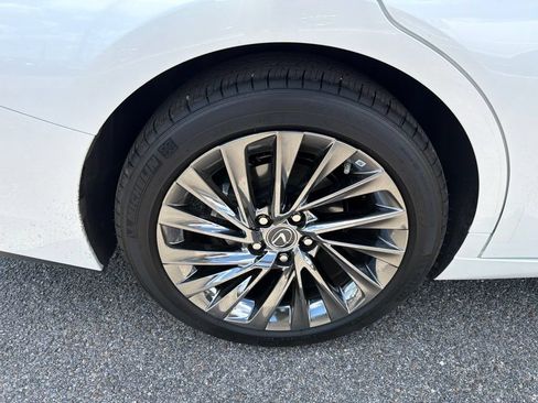 Used 2025 Lexus ES 350 Ultra Luxury FWD image 14