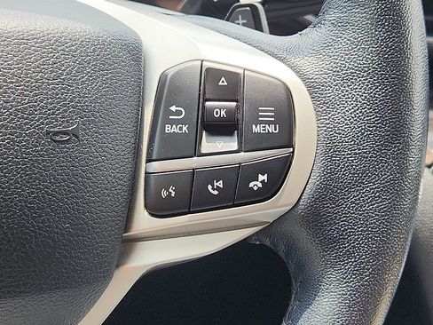 Used 2021 Ford Explorer Limited w/ Equipment Group 301A AWD/4WD image 21