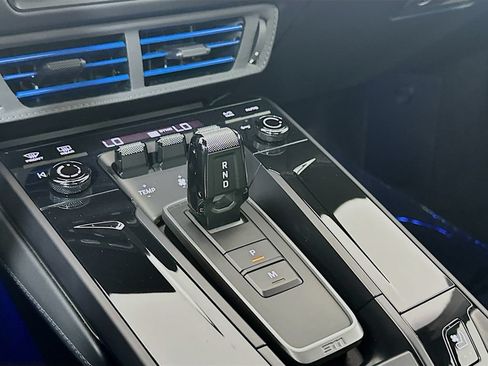 Certified 2025 Porsche 911 Targa 4 GTS AWD/4WD image 18