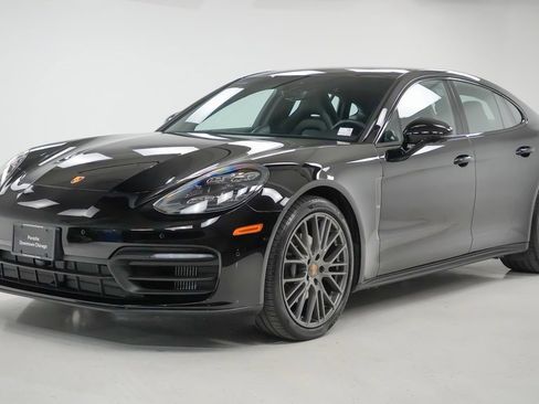 Used 2022 Porsche Panamera Platinum Edition image 1