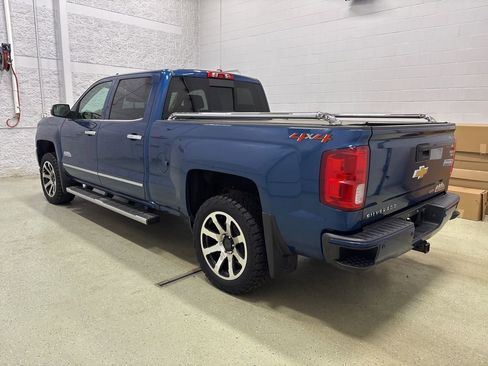 Used 2018 Chevrolet Silverado 1500 High Country image 7