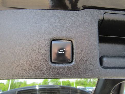 Used 2022 Ford Escape SE w/ Convenience Package FWD image 24