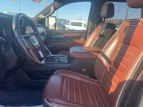 Used 2024 GMC Sierra 2500 Denali Ultimate image 15