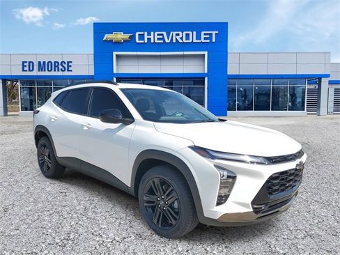 New 2026 Chevrolet Trax ACTIV w/ Sunroof Package image 4