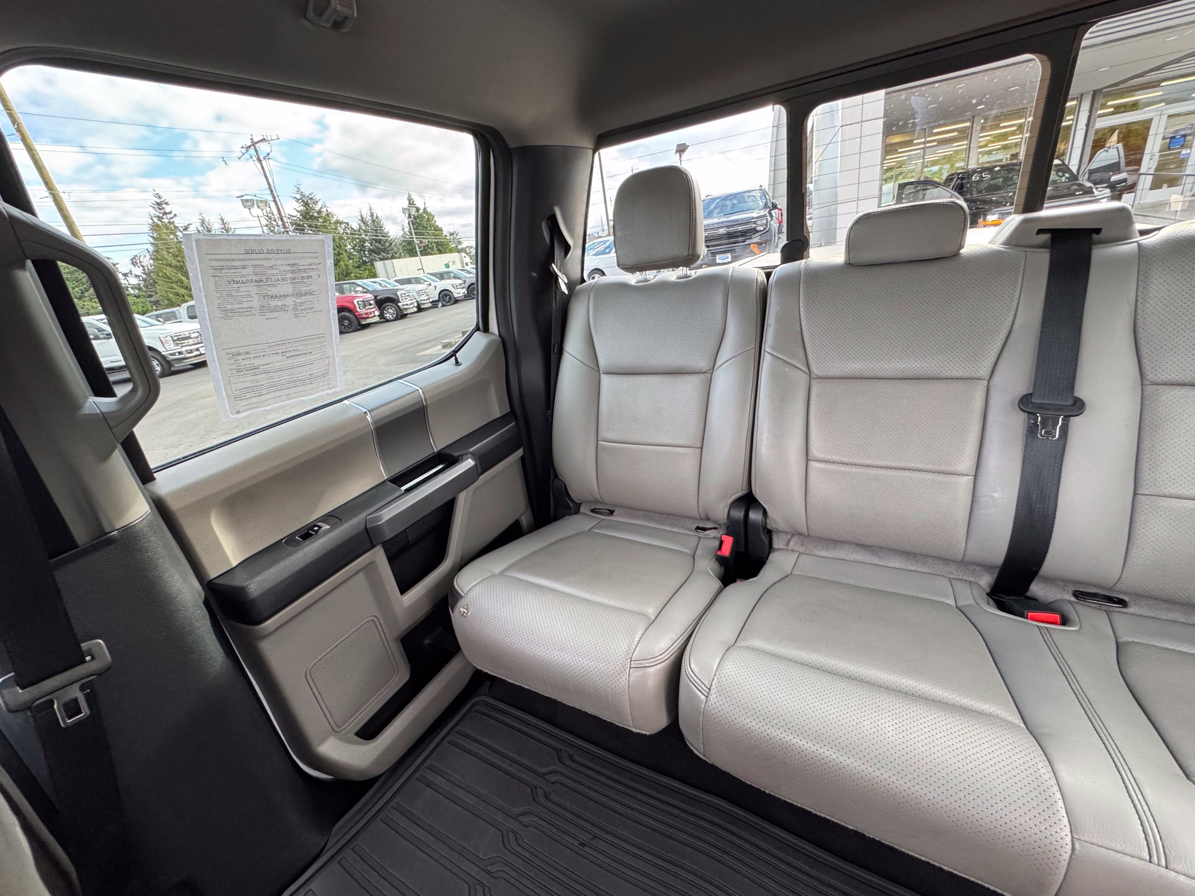Used 2022 Ford F350 XLT w/ Black Appearance Package AWD/4WD image 37