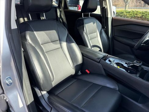 Certified 2023 Nissan Rogue SV w/ SV Premium Package image 19