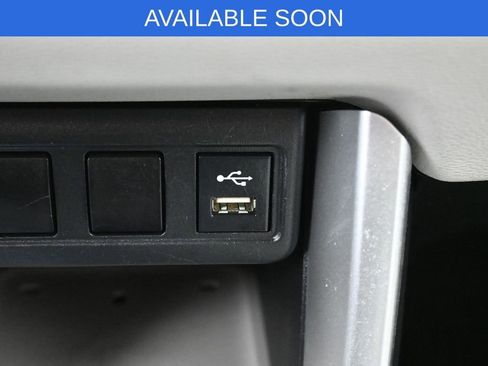 Used 2022 Toyota Corolla Cross L AWD/4WD image 21