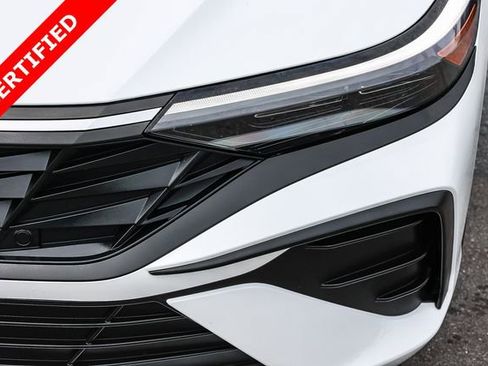 Certified 2025 Hyundai Elantra Hybrid w/ Cargo Package FWD image 10
