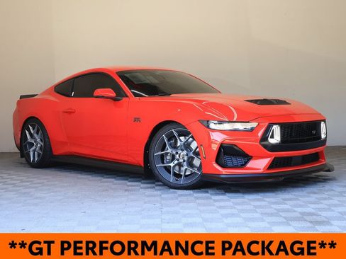 Used 2025 Ford Mustang GT Premium w/ GT Performance Package RWD image 2
