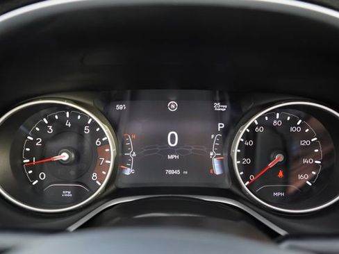 Certified 2019 Jeep Compass Limited image 33