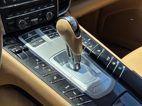 Used 2012 Porsche Panamera 4 image 16