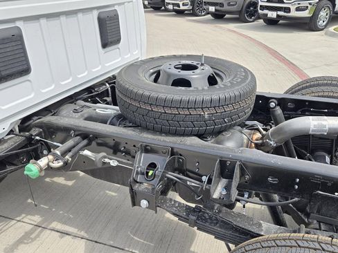 New 2026 RAM 3500 Tradesman AWD/4WD image 7