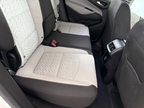 Used 2022 Chevrolet Equinox LS w/ LPO, Floor Liner Package AWD/4WD image 21