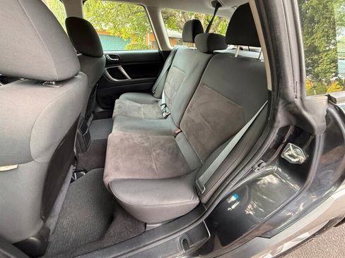 Used 2009 Subaru Outback 2.5i Special Edition AWD/4WD image 14