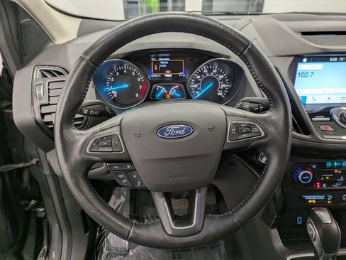 Used 2018 Ford Escape Titanium w/ Ford Safe & Smart Package AWD/4WD image 20