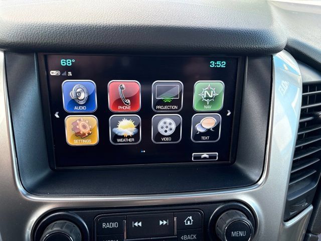 Used 2020 Chevrolet Suburban Premier AWD/4WD image 17