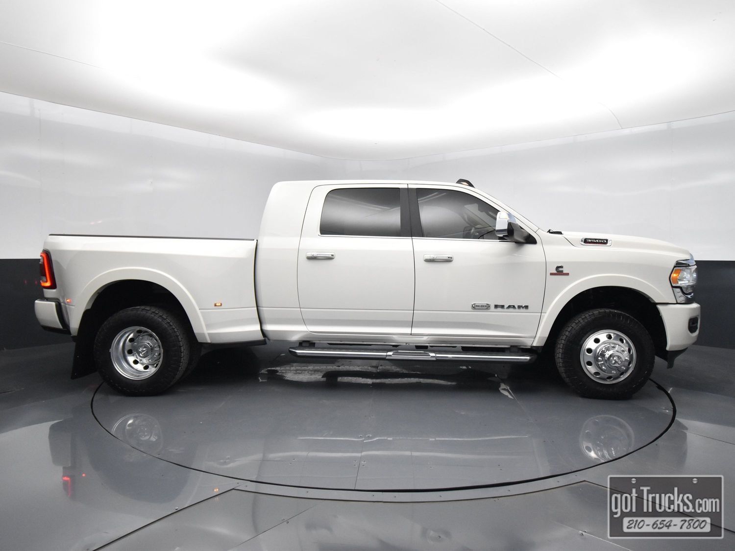Used 2022 RAM 3500 Limited AWD/4WD image 49