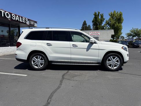 Used 2013 Mercedes-Benz GL 450 4MATIC image 2