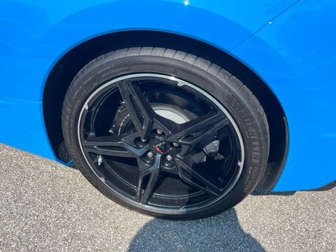 Used 2021 Chevrolet Corvette Stingray Coupe w/ 1LT RWD image 16