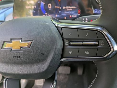 New 2026 Chevrolet Equinox EV LT image 15