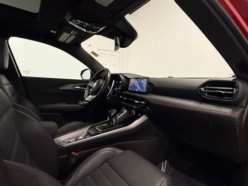 Used 2024 Dodge Hornet R/T Plus w/ Tech Pack Plus w/o Parking image 18