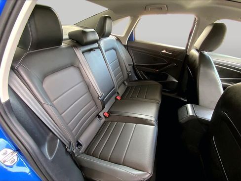 Used 2024 Volkswagen Jetta SE FWD image 20
