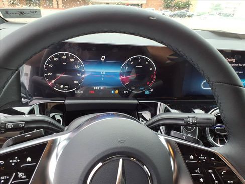 Used 2026 Mercedes-Benz GLA 250 4MATIC image 17
