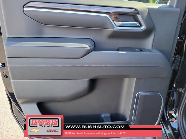 New 2026 Chevrolet Silverado 1500 RST w/ Redline Edition AWD/4WD image 13