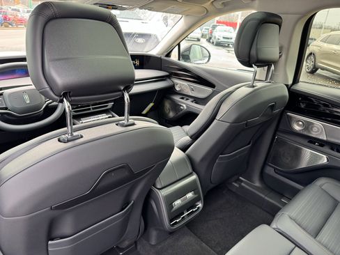 New 2026 Lincoln Nautilus Reserve image 22