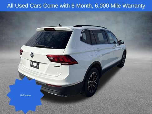 Used 2021 Volkswagen Tiguan SE w/ Panoramic Sunroof Package AWD/4WD image 9