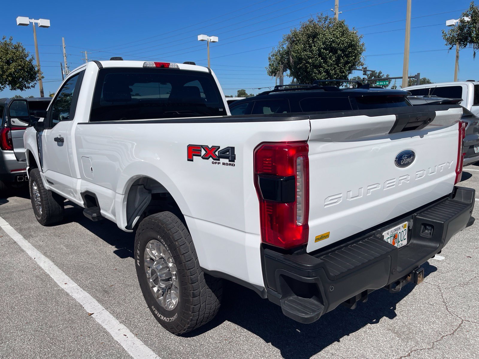Used 2023 Ford F350 XL w/ 360-Degree Camera Package AWD/4WD image 3
