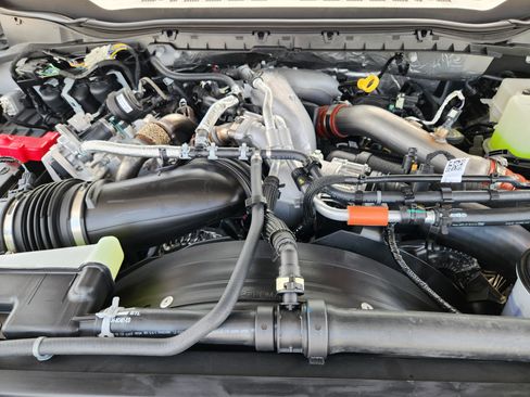 New 2026 Ford F450 Platinum w/ FX4 Off-Road Package AWD/4WD image 21