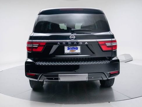 Used 2024 Nissan Armada SV AWD/4WD image 5