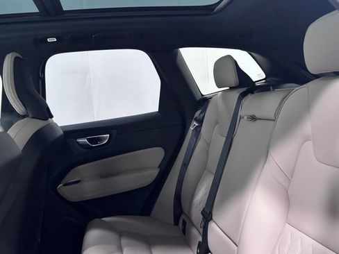 Certified 2026 Volvo XC60 B5 Plus AWD/4WD image 22