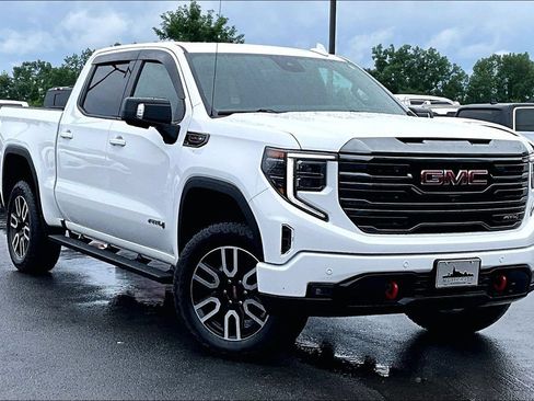 Used 2023 GMC Sierra 1500 AT4 w/ Technology Package AWD/4WD image 37