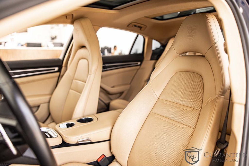 Used 2023 Porsche Panamera 4 Platinum Edition w/ Assistance Package AWD/4WD image 18