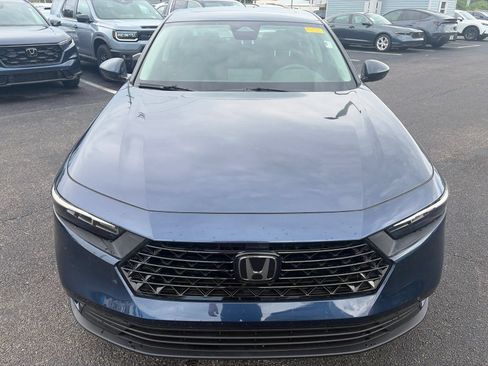 Used 2024 Honda Accord EX image 2