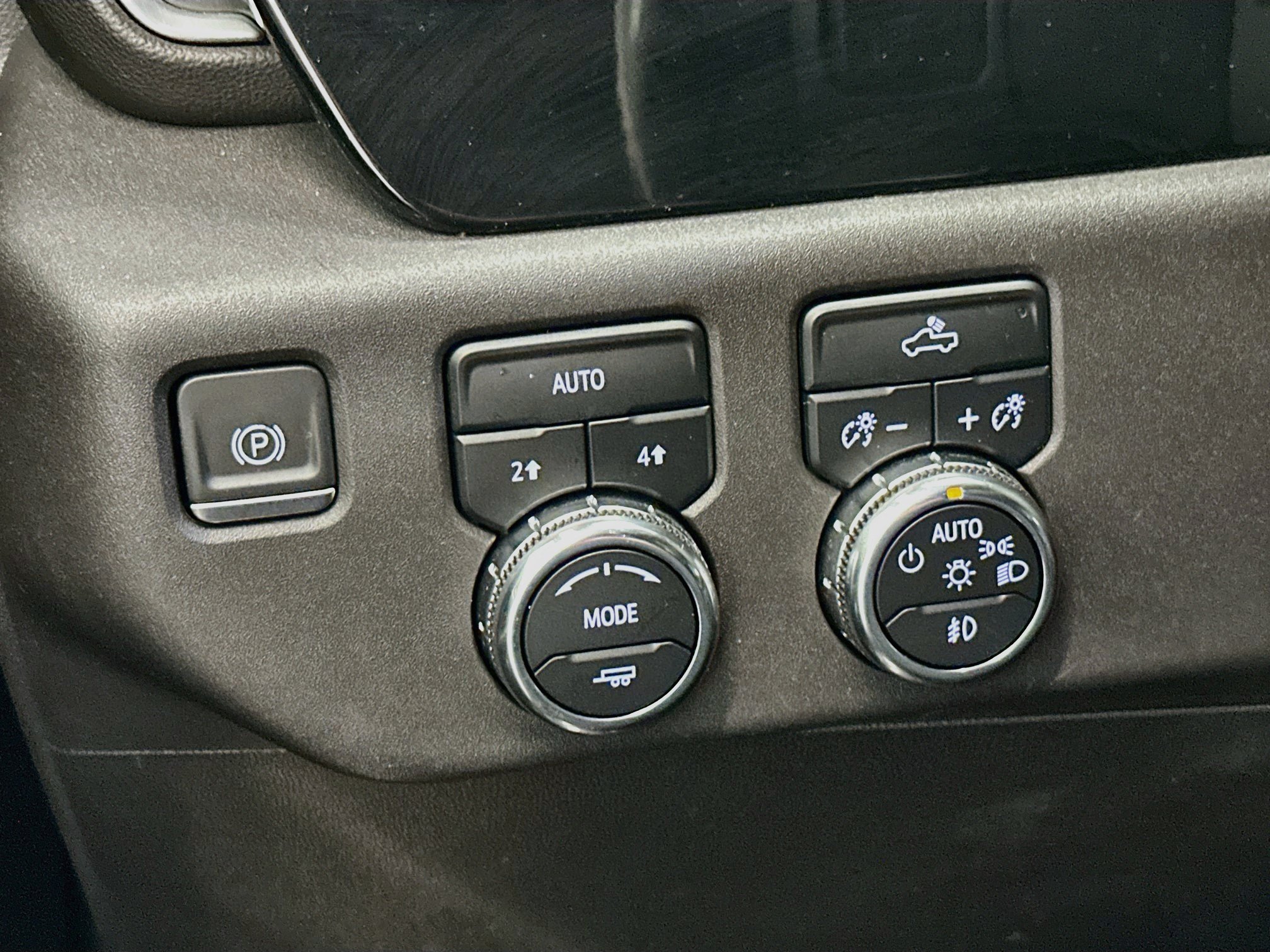 Used 2024 GMC Sierra 1500 Elevation AWD/4WD image 17