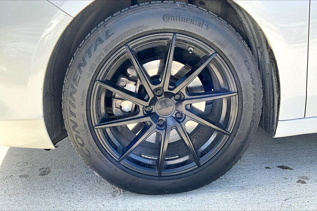 Used 2020 Acura TLX V6 FWD image 11
