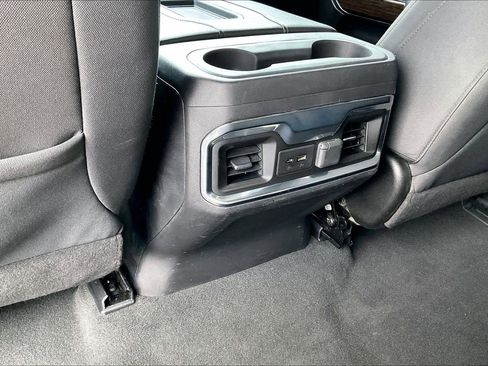 Used 2021 GMC Sierra 1500 Elevation w/ Preferred Package AWD/4WD image 33