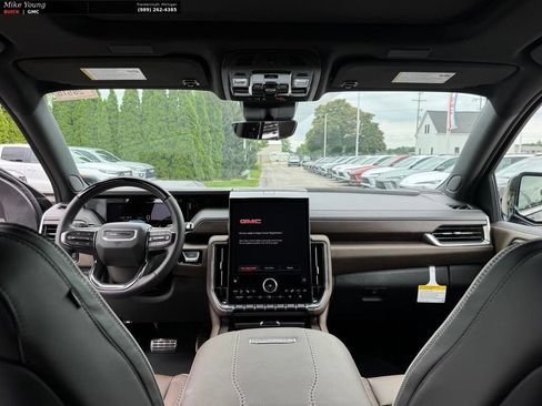 New 2026 GMC Yukon Denali Ultimate AWD/4WD image 15