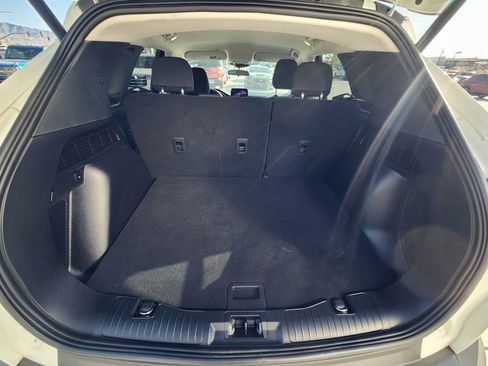 Used 2022 Ford Escape SE w/ SE Sport Appearance Package image 15