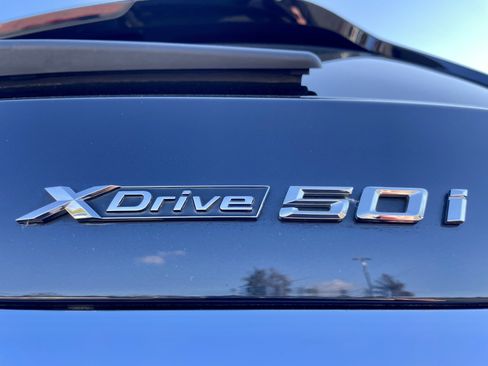 Used 2019 BMW X7 xDrive50i w/ Dynamic Handling Package image 37