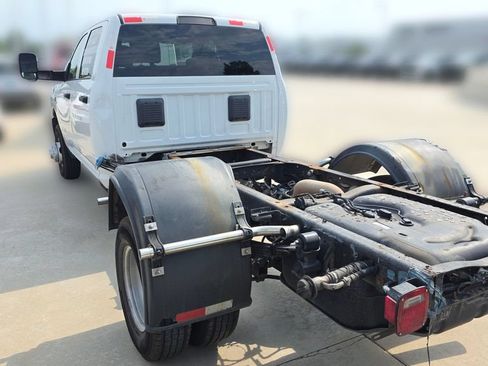 Used 2022 RAM 3500 Tradesman w/ Max Tow Package AWD/4WD image 3