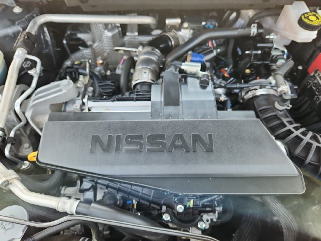 Used 2024 Nissan Rogue S AWD/4WD image 14