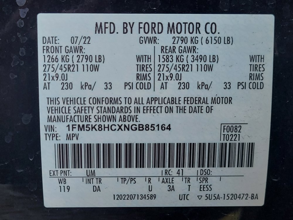 Used 2022 Ford Explorer Platinum w/ Equipment Group 601A AWD/4WD image 33