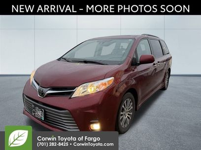 Used 2020 Toyota Sienna XLE