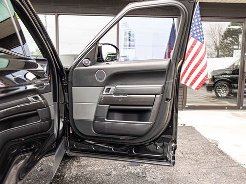 Used 2015 Land Rover Range Rover Sport SVR AWD/4WD image 42